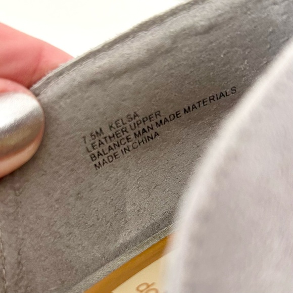 Dolce Vita Leather Flats - Picture 7 of 7